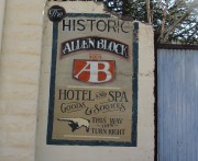 325 - Allens